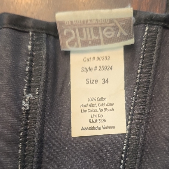 Shirley of Hollywood Black and White Skull Corset - Picture 4 of 5